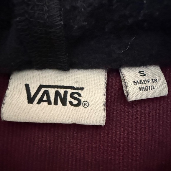 Vans Flannel Hoodie Shirt Mens Small Burgundy Corduroy Long Sleeve Button Up - Picture 2 of 7